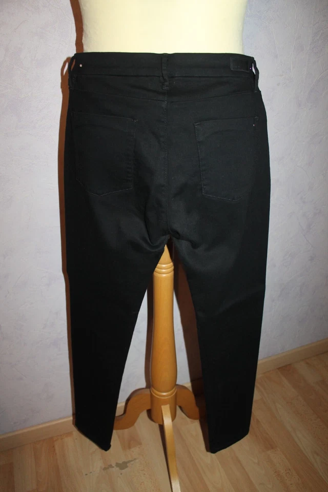 PANTALON JEGGING FIT FEMME °°° TOMMY HILFIGER °°° TAILLE W31 . PARFAIT ETAT - Photo 4/4