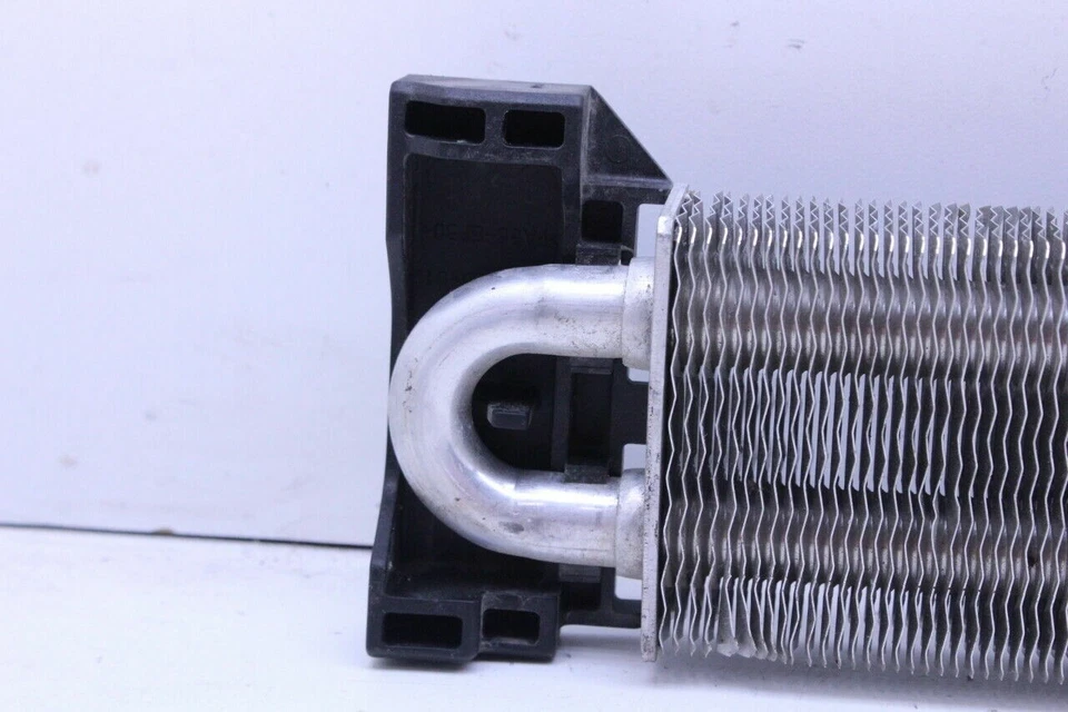 BMW M5 M6 2012-2016 enfriador de aceite de dirección asistida OEM usado Foto 4 de 4