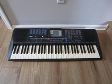 Yamaha PSR-220 61-Key Electronic Keyboard Piano VG Condition Retro Late 1990s
