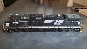 C44 9W Athearn | eBay