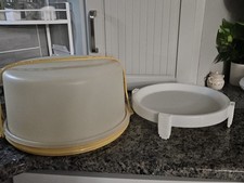 Vintage Tupperware Cake Carrier Harvest Gold with Handle 1257-3 STAND