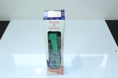 Vintage Statue Of Liberty Souvenir In Original Box 8.5'' Tall Plastic Figure USA