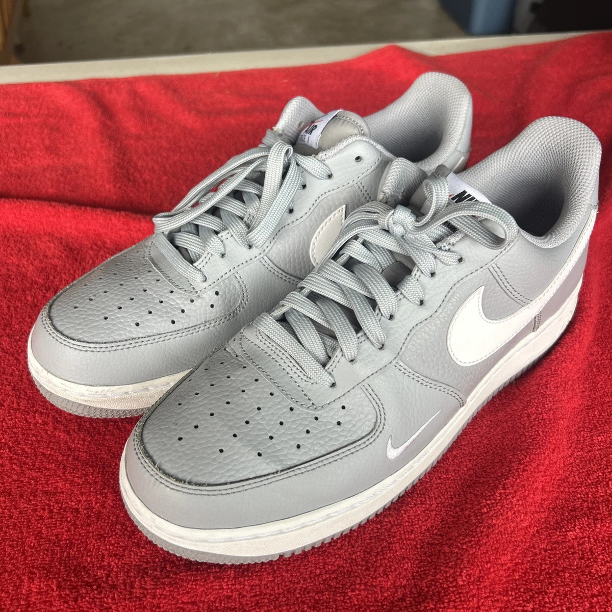 スニーカー Nike Air Force 1 Low '07 White/Wolf grey Nike Air Force 1 '07 White Wolf Grey for Sale | Authenticity
