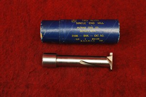 PUTNAM 2 FLUTE END MILL 1.282" DIA 1" SHANK