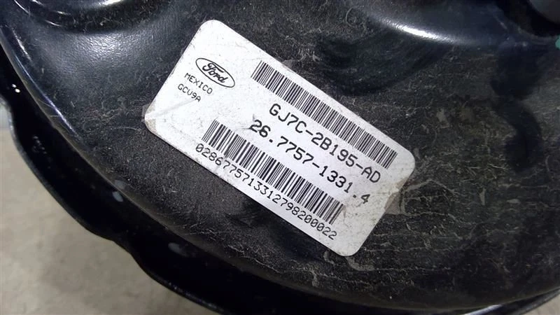 Lincoln MKC 2017-2019 refuerzo de cilindro de freno y depósito GJ7C-21B195 Foto 4 de 4