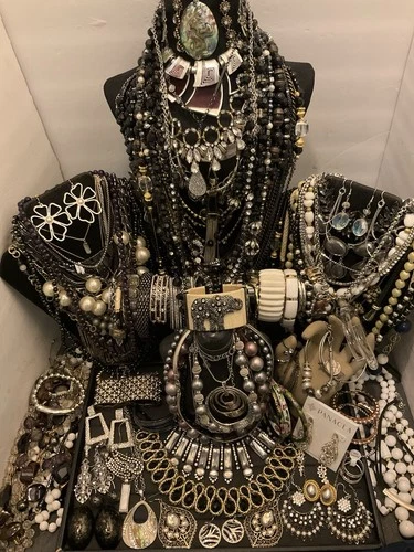 Huge-estate-jewelry Lot-Redesign-junk-for Craft-costume-9+lbs