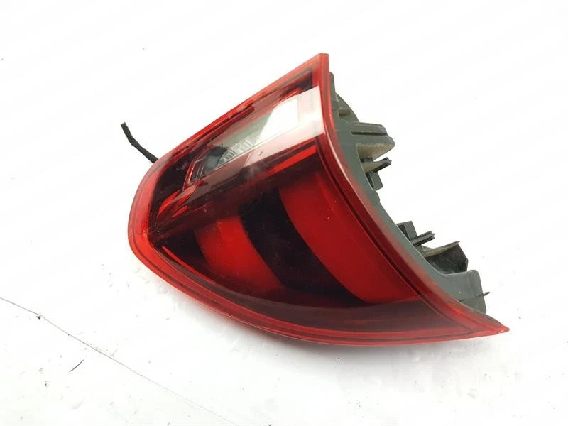 Peugeot 2008 2017 luz trasera interior lado del pasajero izquierda 5 puertas escotilla 9814758480 Foto 3 de 4