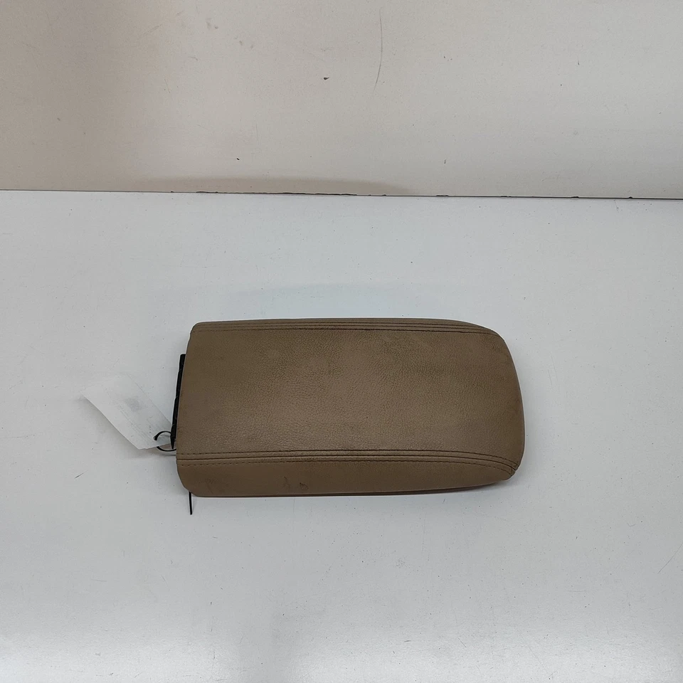 Reposabrazos CHEVROLET TRAILBLAZER KC 15261230 4.2 gasolina 205kw 2006 29401957 Foto 3 de 4