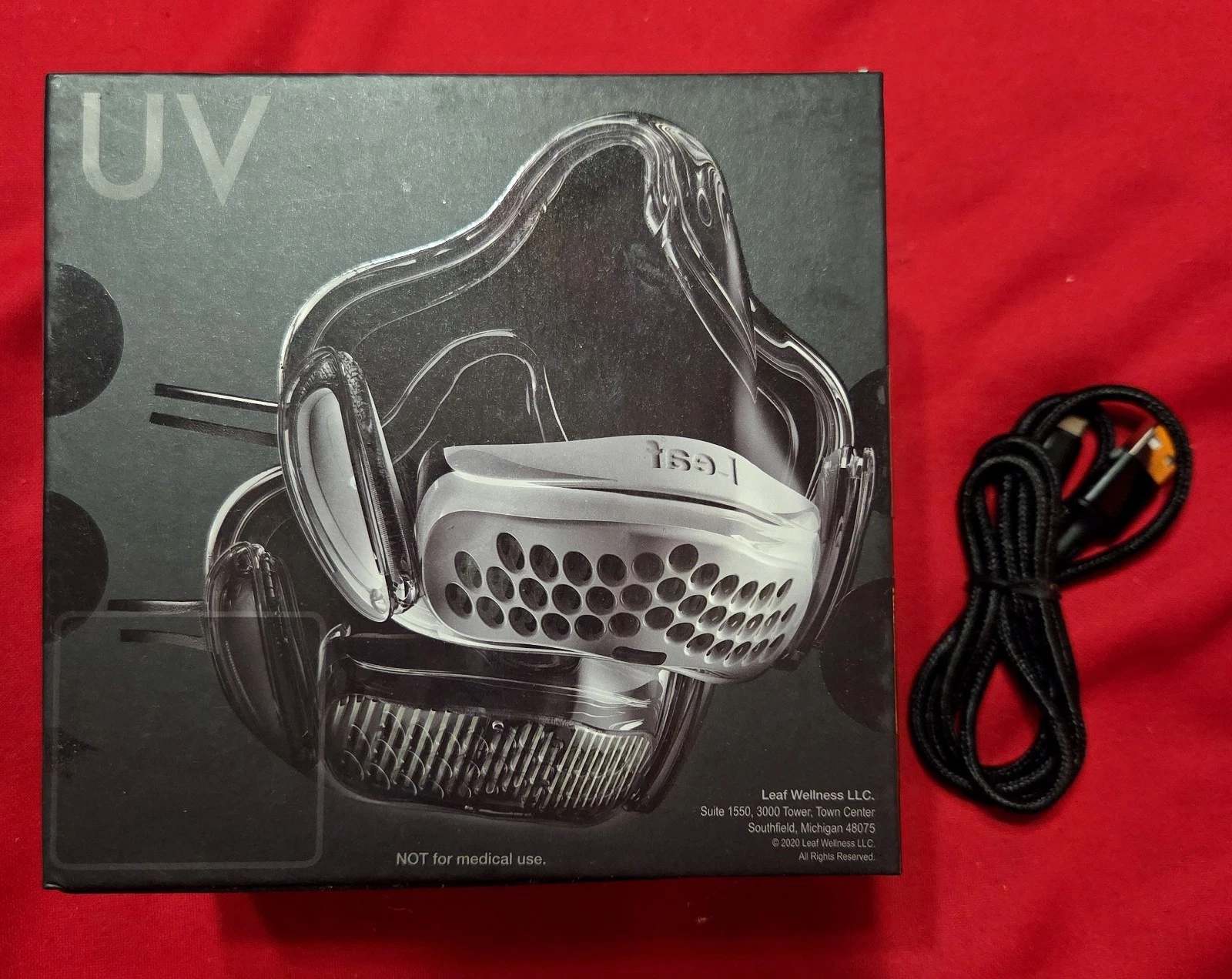 Leaf Transparent HEPA Face Mask | Rechargeable UV Light Inside The Breather
Opens in a new window or