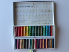 Lot de 50 pastels à l'huile couleur vintage Sakura Cray-Pas Japon dans sa boîte d'origine, manque 2