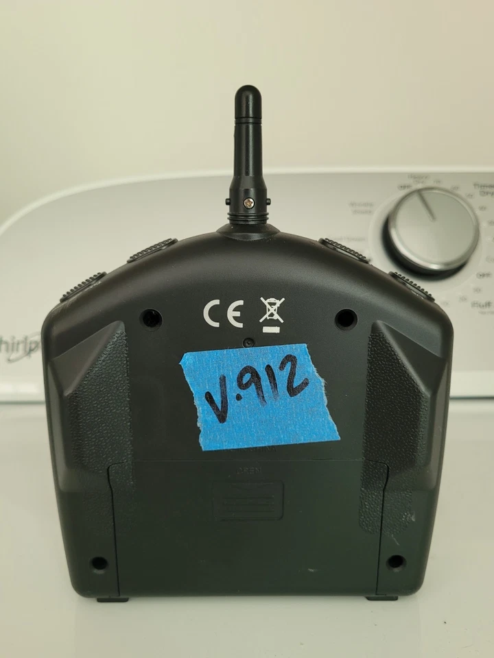 WLToys V 912-A - Transmisor - Funciona perfecto - Limpio - Sin corrosión de la batería Foto 2 de 4