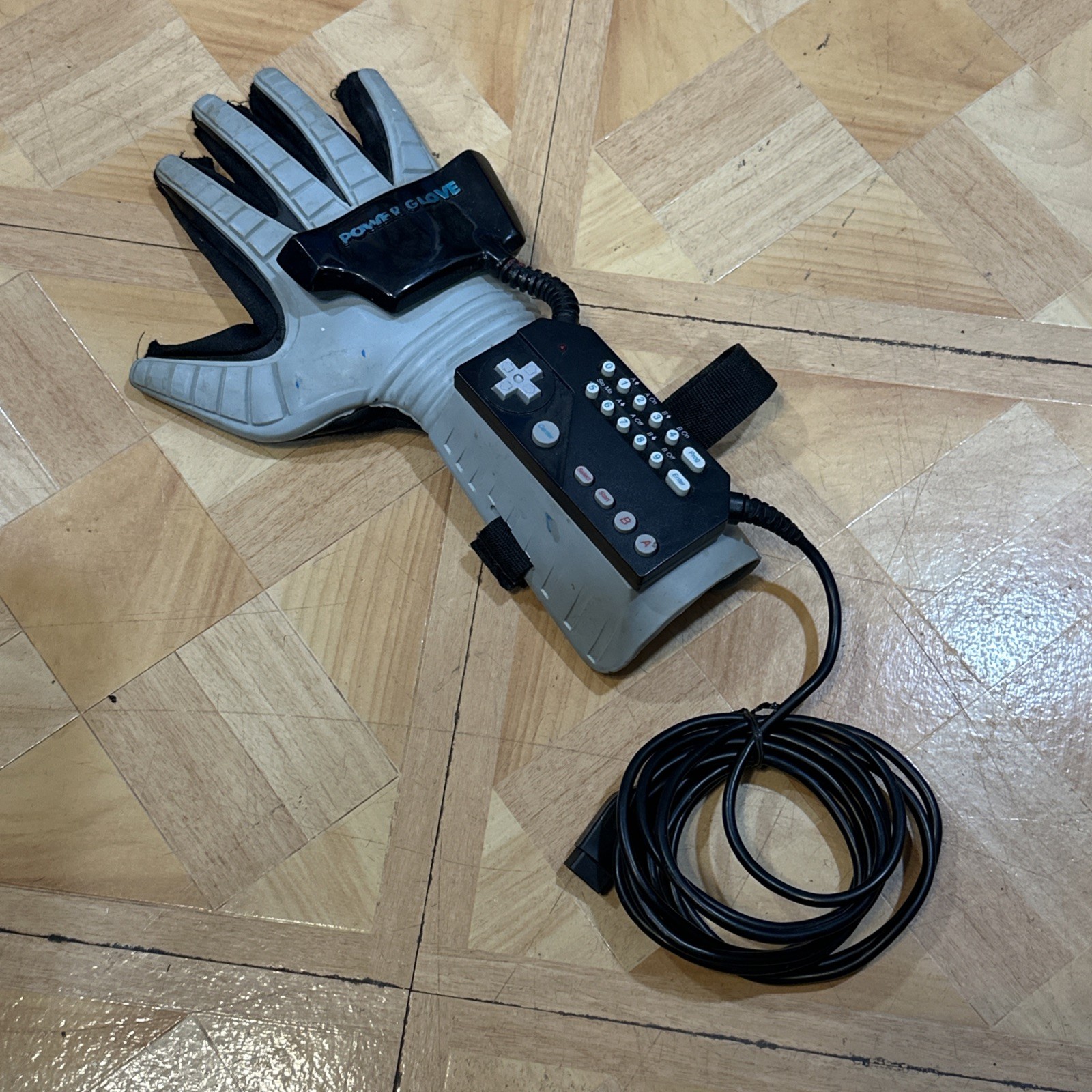 Nintendo NES Power Glove Controller Untested No Sensor Bar Vintage Mattel OEM