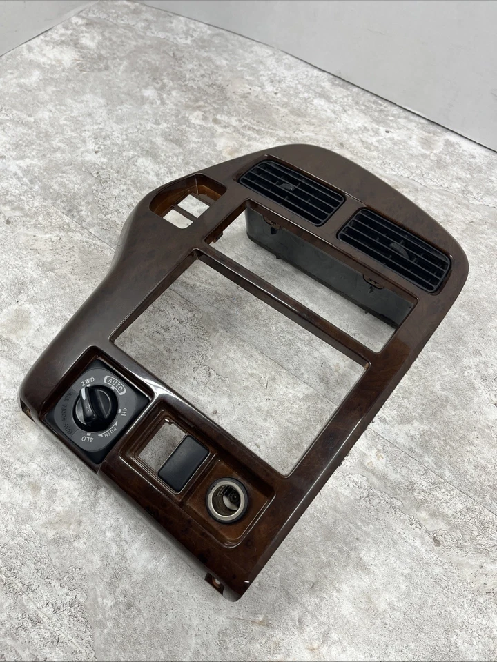 Infiniti QX4 1997-2000 radio bisel tablero central molduras ventilaciones grano de madera con 4x4 Foto 2 de 4