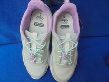 AVIA NWT Light med. Grey Lavender Memory Foam Sneakers Youth -size 5