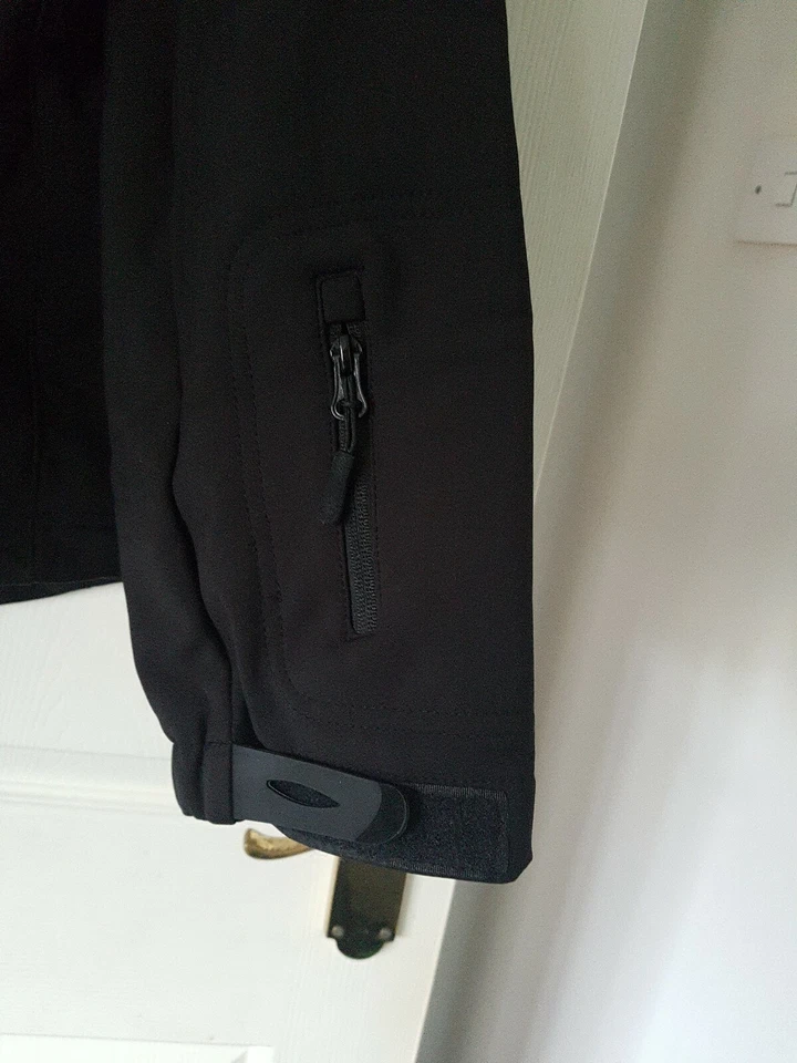 MENS JACKET TACVASEN BLACK OUTDOOR JACKET Grade 1 SIZE XL - Image 4 of 4