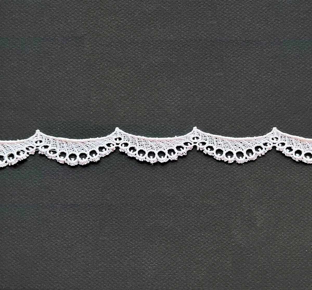 White Venise Scallop Lace Trim by the yard (2 1/8 repeat, 3 yards