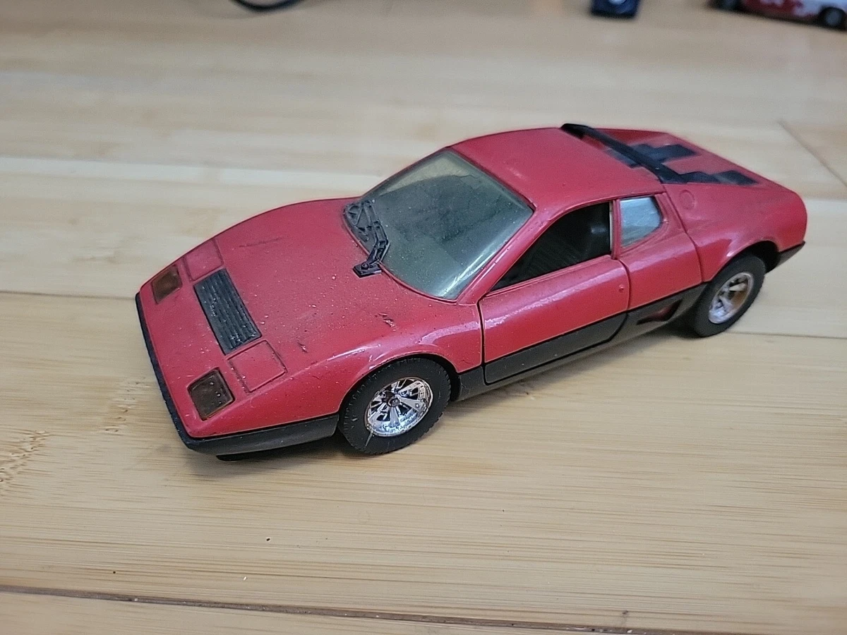 Bburago Ferrari 1:24 Vintage Manufacture Diecast Cars, Trucks