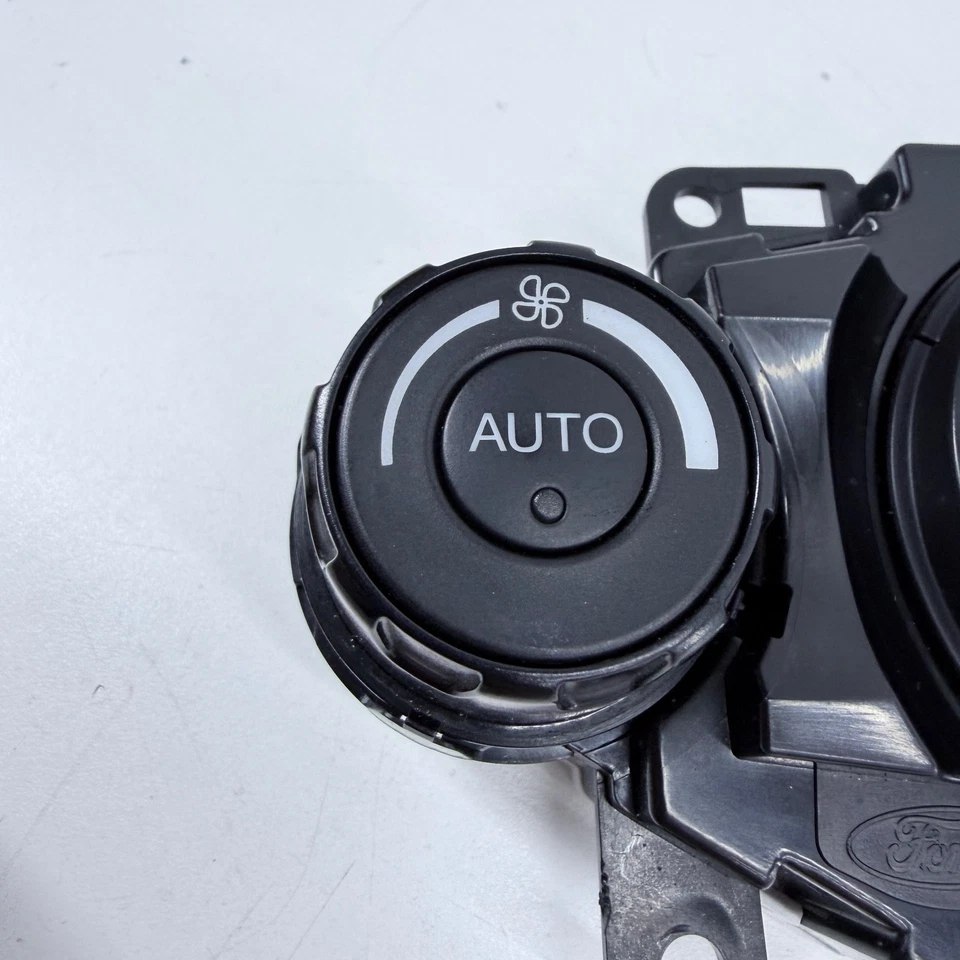 FORD FIESTA MK7 HEATER CONTROL 8A6T-18C612-BJ HEATING SWITCH PANEL A/C 08-12 - Image 3 of 4