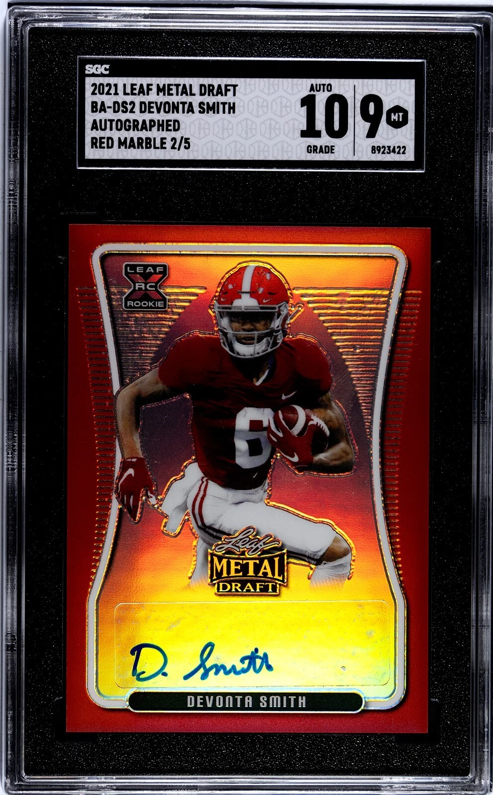 DeVonta Smith Leaf Metal Draft Autographs #BADS2 Purple Marble