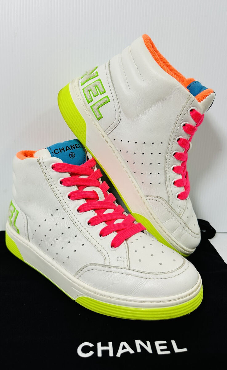 CHANEL Calfskin Womens Logo Sneakers 37 EU White Multicolor CHANEL Calfskin Womens Logo Sneakers 37 EU White Multicolor