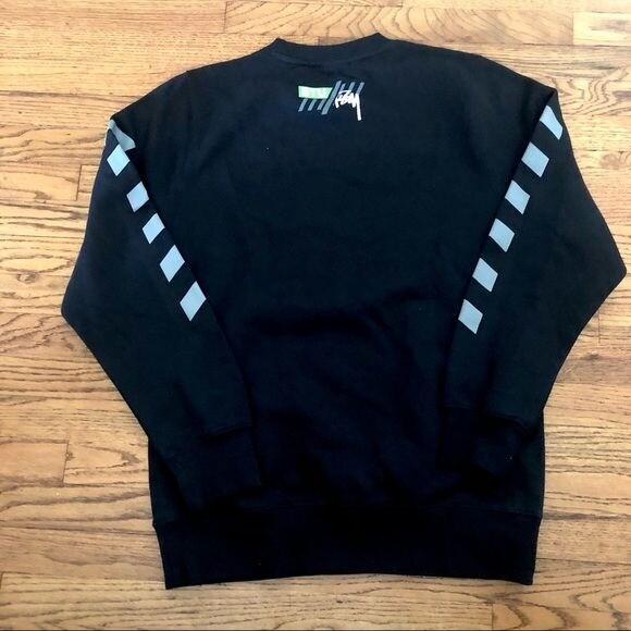 トップス STUSSY BLACK SCRIPT CREWNECK SWEATER Stussy Crew Script Logo Sweater Adult Large Black Sweatshirt