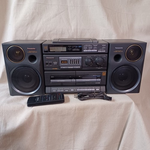 Panasonic RX-DT680 Portabl Boombox Stereo AM-FM Radio, CD, Cassette With Remote