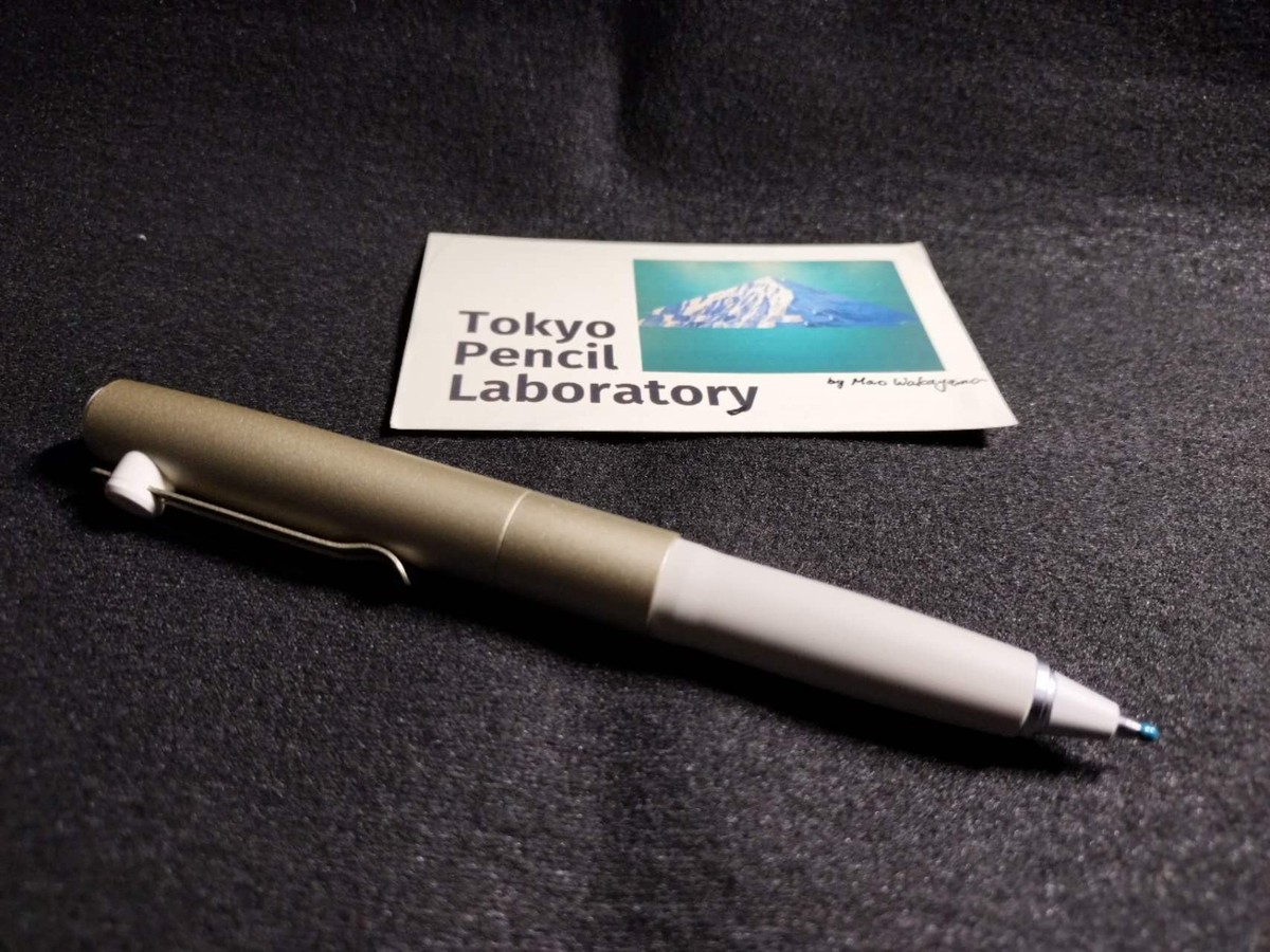 DDP 】Uniball ZENTO Signature 0.7mm Black + 3 Refills + Extra 10