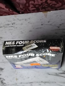NIB 1990 NINTENDO NES FOUR SCORE FOUR PLAYER MODULE ACCESSORY Damaged Box