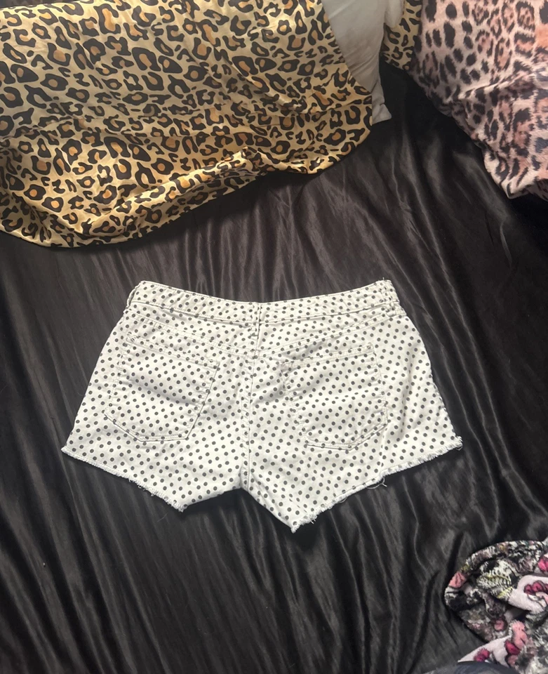 polka dot y2k low rise shorts size 27 from gap - Image 4 of 4