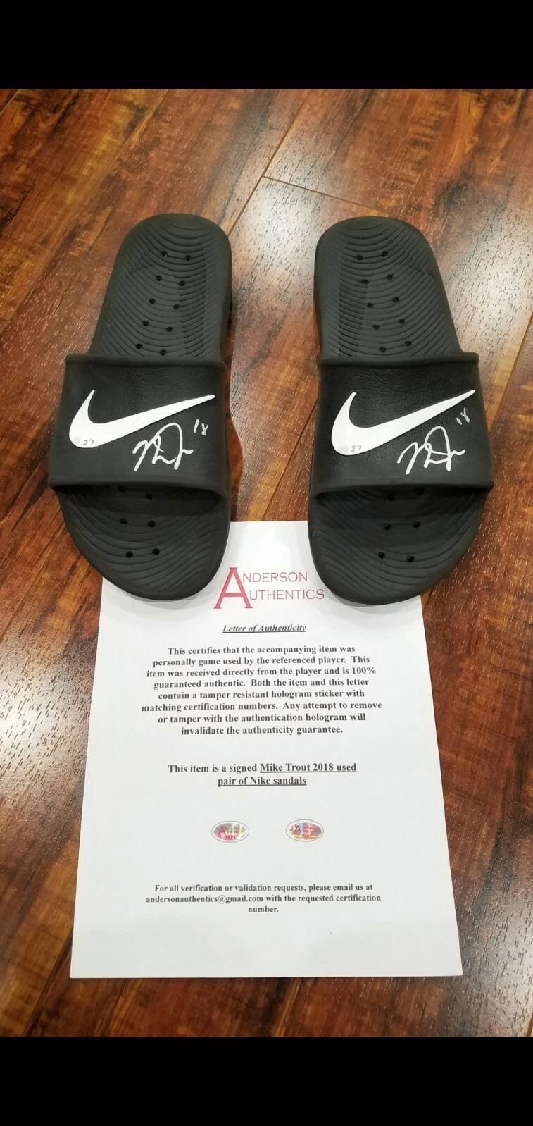 Sandali Nike Mike Trout Angels autografati firmati indossati stagione 2018 spogliatoio