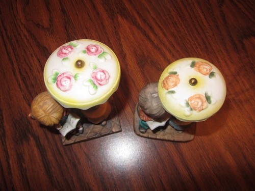 Vintage ~ SELTEN ~ Sommer Junge und Mädchen sitzen unter Regenschirmen ~ Made in Japan ~ - Bild 5 von 6
