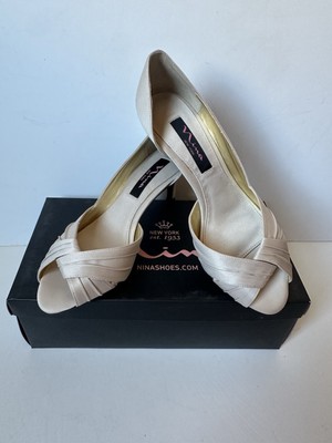 NWB Nina New York Culver Beige Powder Sand Classic D orsay Peep Toe Heels Sz 7.5