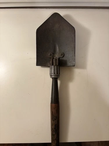Original WWII US Army Entrenching Shovel – WW2 Military Field Gear