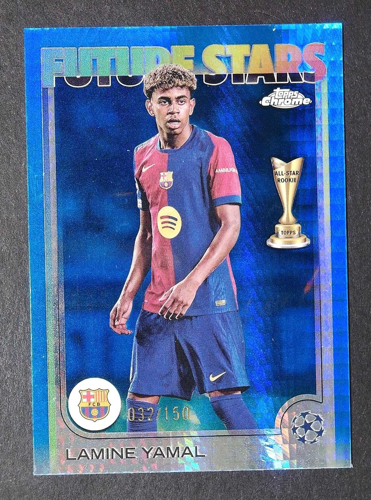 2024-25 Topps Chrome UEFA Lamine Yamal #27 Future Stars Blue Prism /150