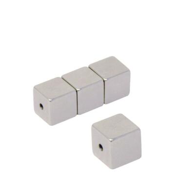 Neodymium Halbach Array Magnet 10x10x10mm with 2mm hole through the poles (4)