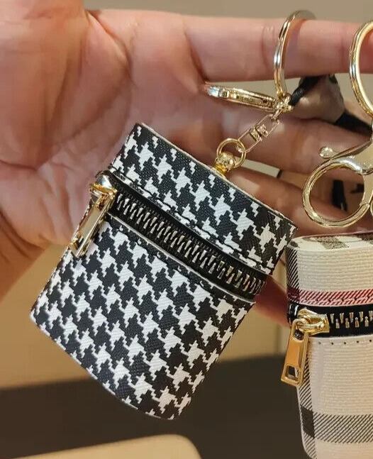Houndstooth Black White Check Coin Purse PVC Leather Beige with Keychain New