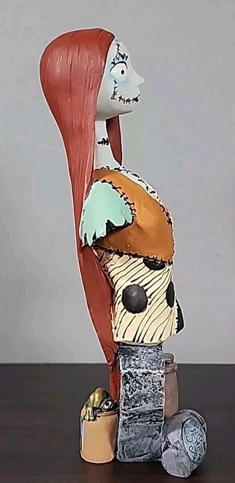 Figura de colección Pesadilla antes de Navidad Sally Disney 6" LE numerada  Foto 3 de 4