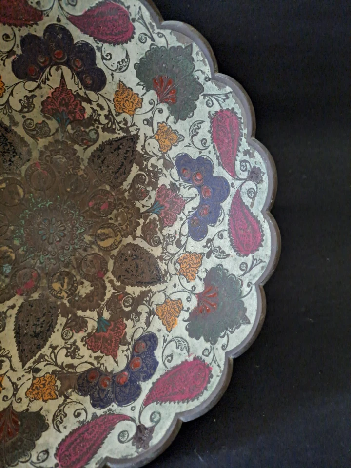 Antique Muradabad Round Brass Serving Vintage Bowl - Image 3 of 4