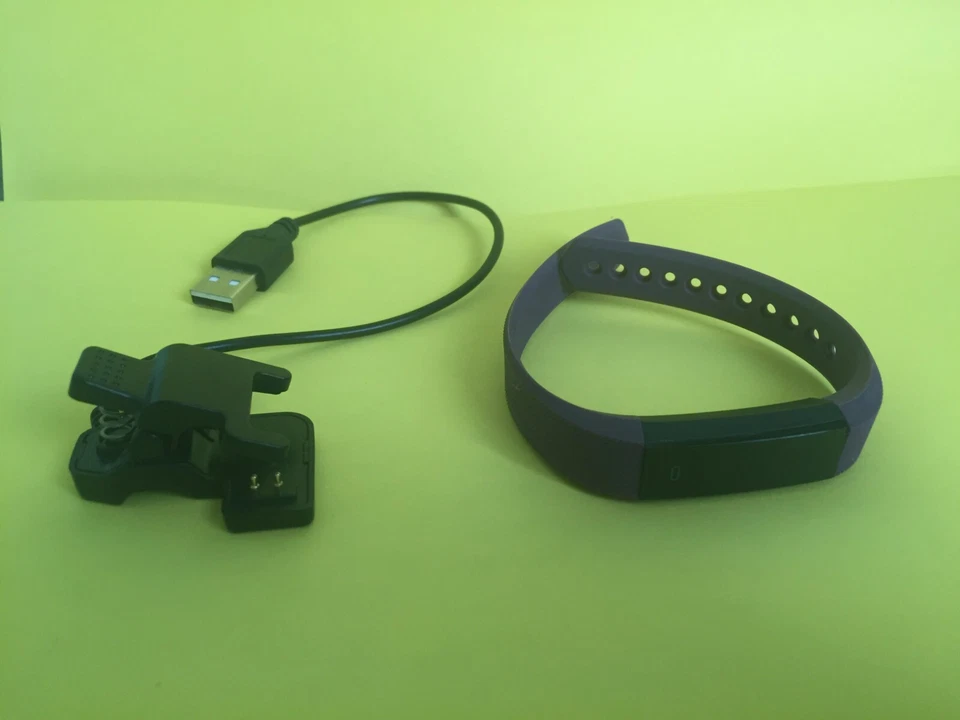Smart Heart Rate Band/fitness, Brand new, Connectable to IOS or Android, UNISEX - Image 2 of 4