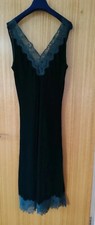 Zara XS green velvet Dress With Lace Detail. Goth, Winter Vibes. Low Back.