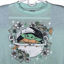 Star Wars The Mandalorian Grogu Baby Yoda Floral T-Shirt Size M