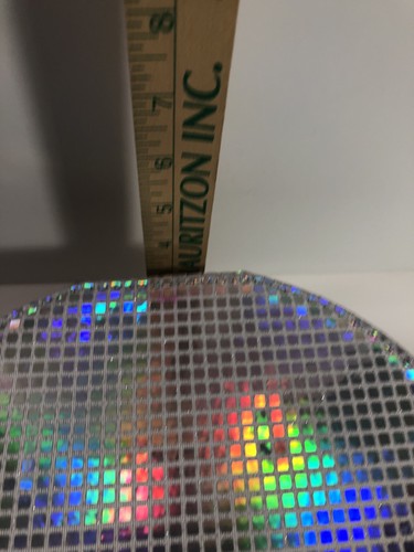 Disco Dreams. Beauty Box Round Hologram Zipper Mirror Handle New - Picture 10 of 13