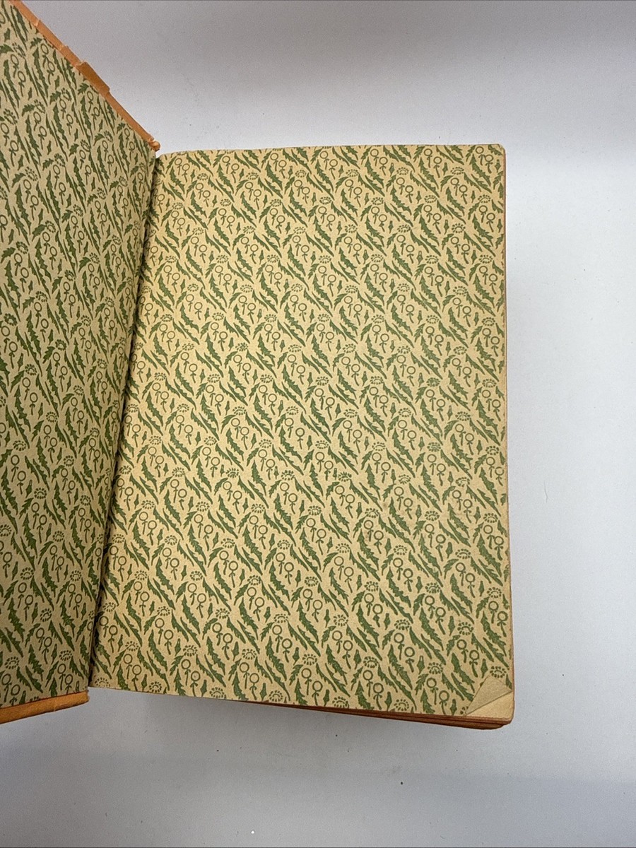 Nouveau Petit Larousse Illustre 1949 - Paris Illustrated Hardcover