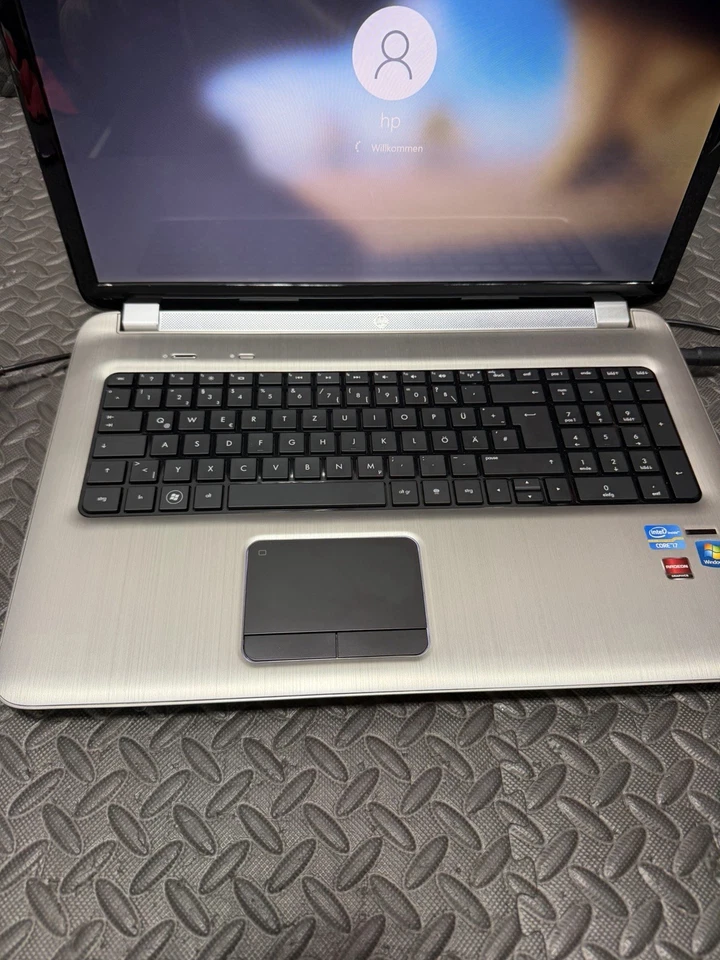 HP Pavilion DV7 Intel Core i7-2630QM 2,00 GHz - Immagine 3 di 4