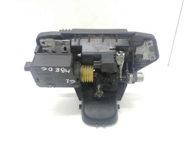 MERCEDES-BENZ E W211 Tailgate Handle A2117400893 3.5 Petrol 200kw 