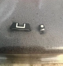 New Original Glock 9mm & .40 Front Sight w/Screw & Fixed Rear Sight Complete