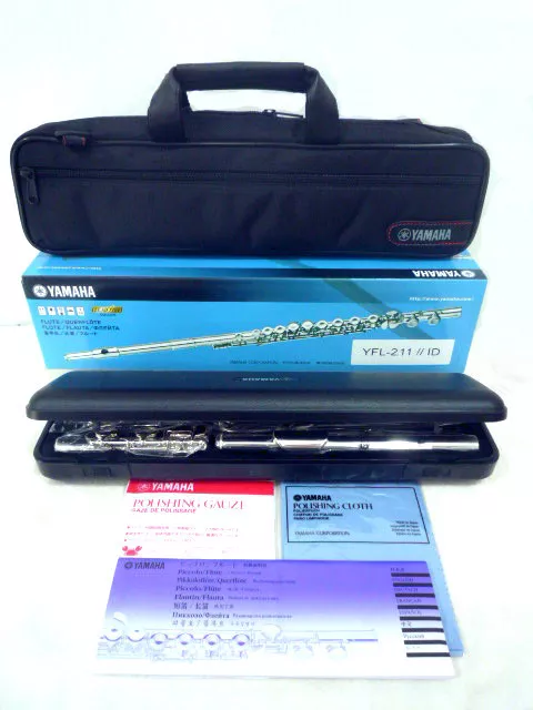 BRAND NEW YAMAHA FLUTE YFL 211 - NEW INVENTORY - BOXED&SEALED