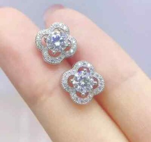 Authentic 2CT Real Moissanite Women's Four Leaf Clover Stud Earrings 14K White Gold Plated