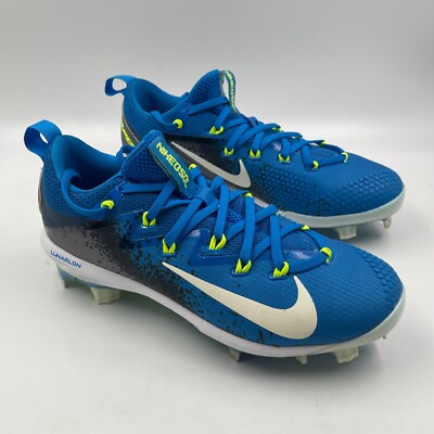 mens size 7.5 baseball cleats