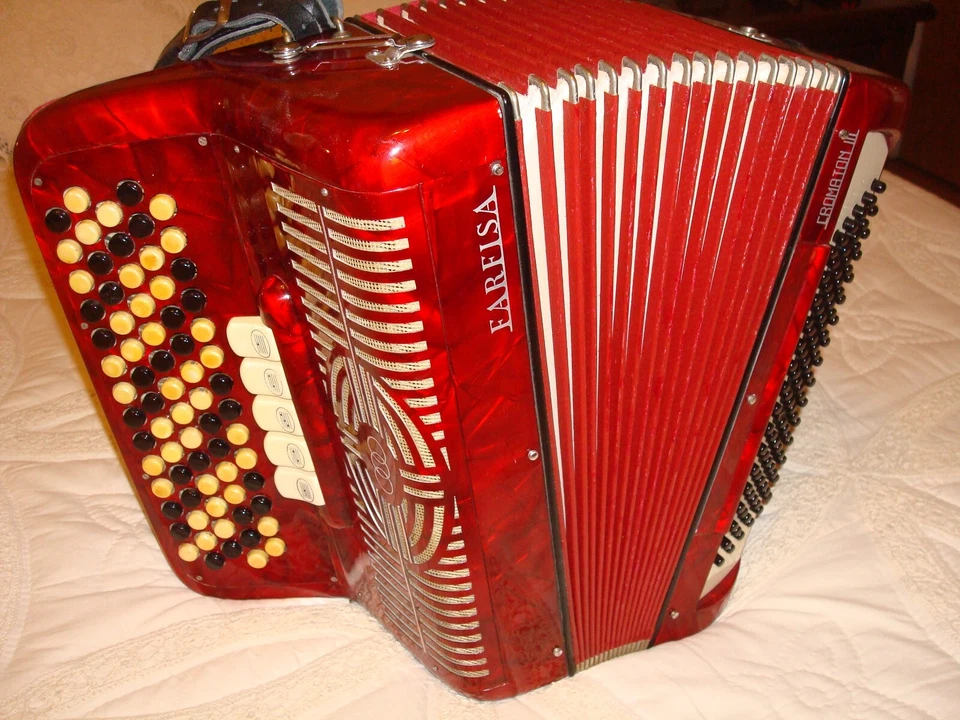 ACORDEÓN BOTÓN CROMÁTICO FARFISA VINTAGE - CHROMATON III - SISTEMA C - 5 FILAS Foto 3 de 4